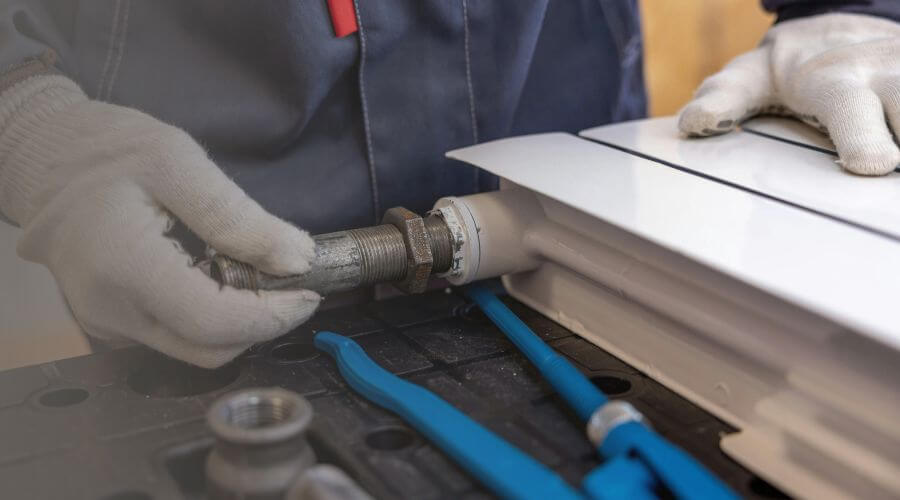 Local expert plumbing services in Exline, IA